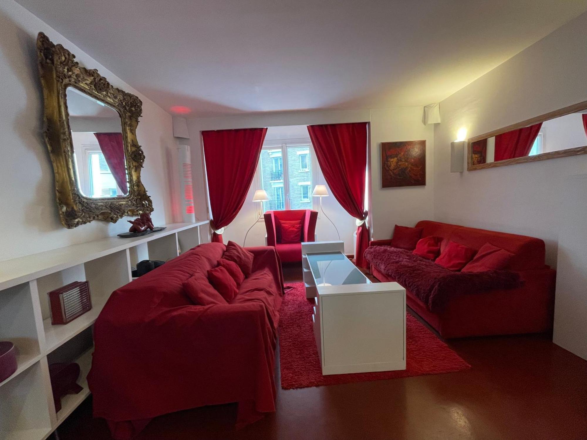 Red Flat Paris Apartment Exterior photo